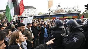 Pro-Palestinian