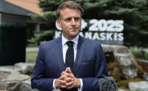 G7